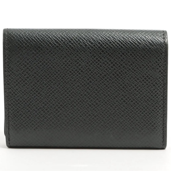 Louis Vuitton Taiga Annvelope Cult De Viste Card Case - M30922 - Picture 2 of 12